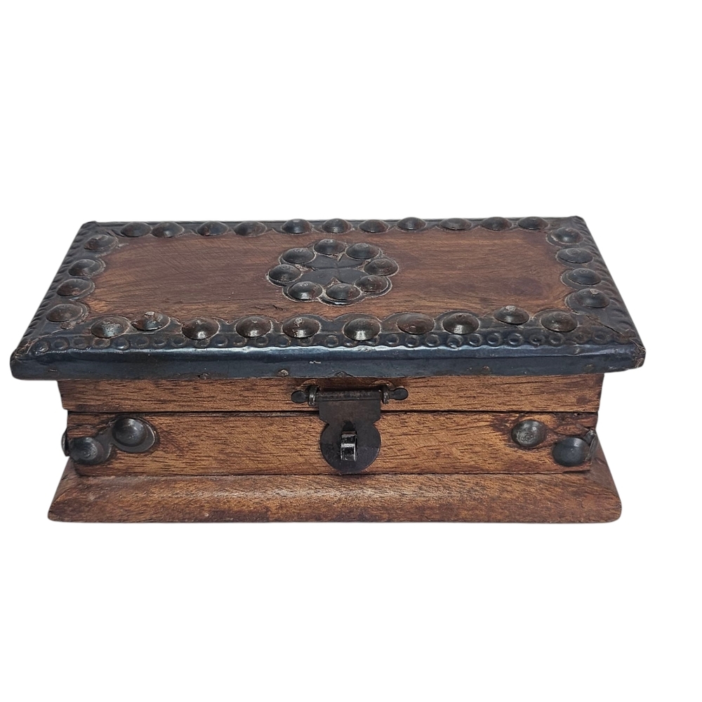Vintage studded wood Lidded Trinket box Wooden Storage Jewelry Metal Studs